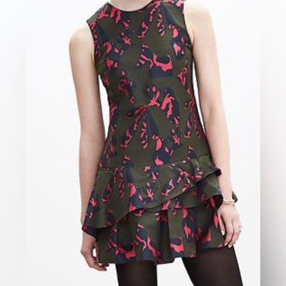 Banana Republic PIECED JACQUARD DROP-WAIST DRESS Stylish Dress in Green and Pink - Picture 1 of 8